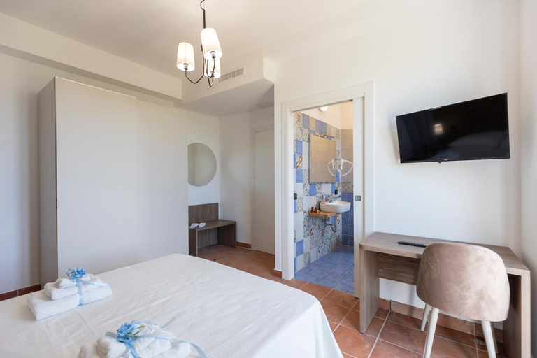 Others 3, Villa Alessandra, Salerno