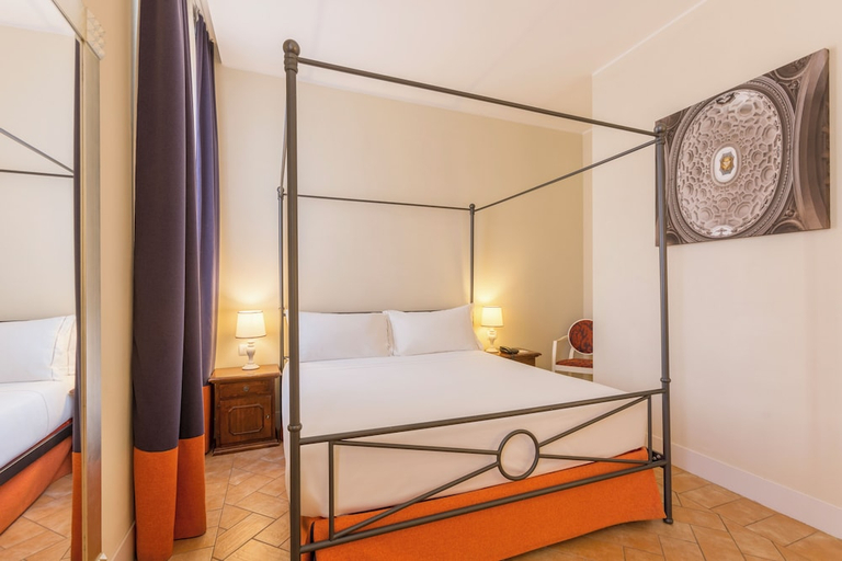 Bedroom 2, Donna Camilla Savelli, Rome
