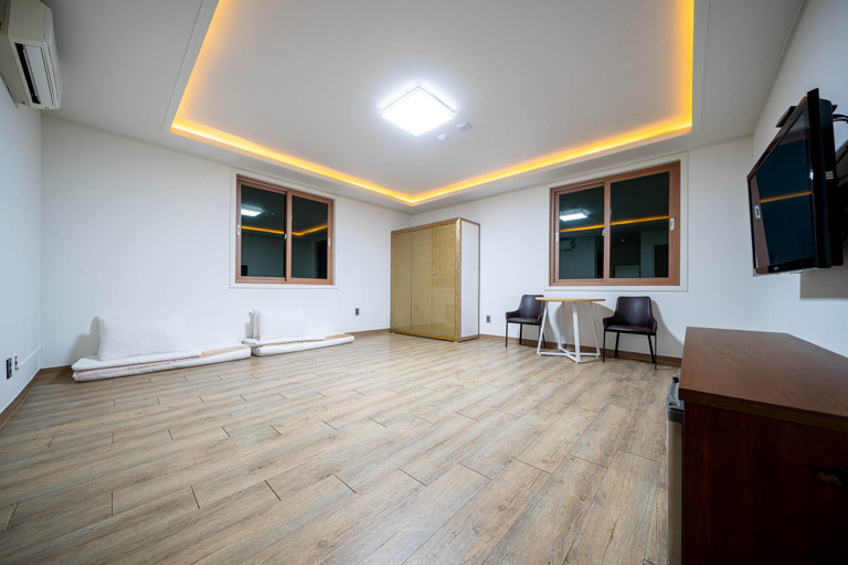 living_room 5