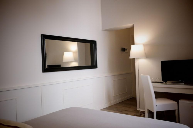 Bedroom 2, Villa di Nera B&B, Palermo