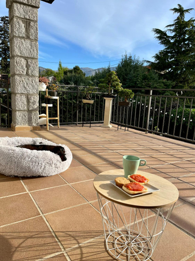 Others 4, Alojamiento Navacerrada, Madrid
