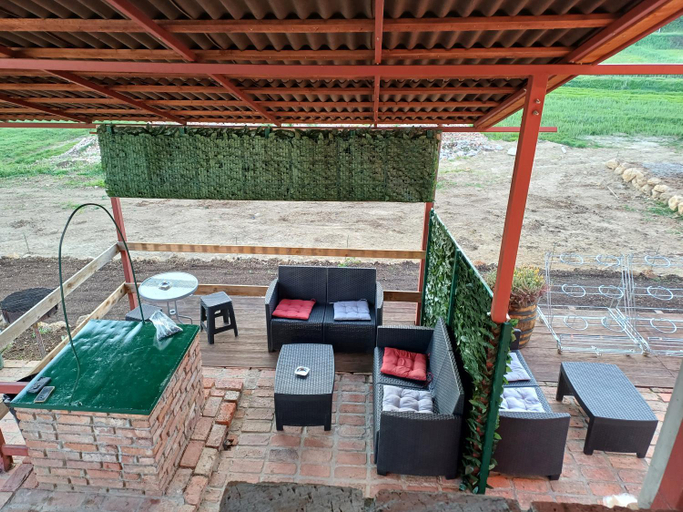 Others 4, Guest house Slatki Snovi, Knin