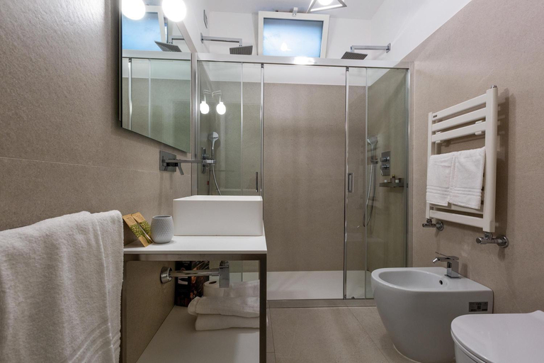 Bathroom 2, B&B Villa EraGea, Lecce