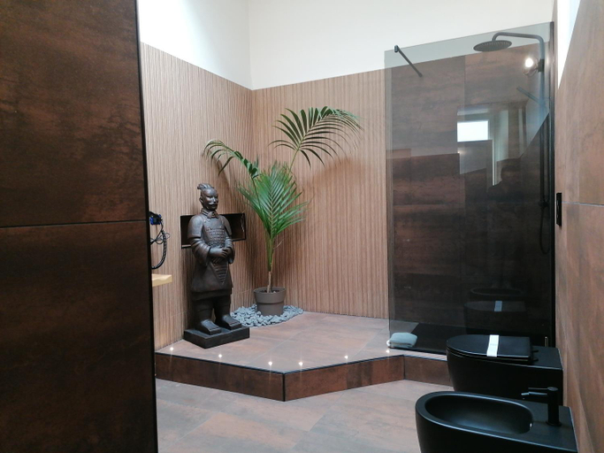 Others 5, Asian & Luxury Rooms, Rome