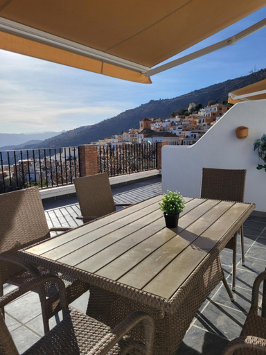 Others 4, Apartamento Beck- Tierra, Granada