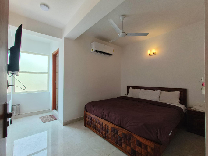 Bedroom 2, BLU LAGOON INN, Delhi