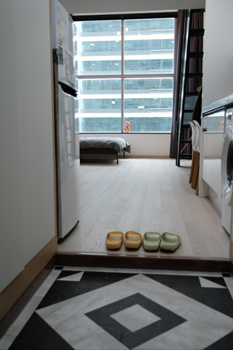 Others 5, moon apartment, Mapo