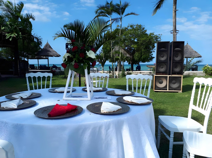 Food & Drinks 5, Kijiji Beach Resort, Temeke