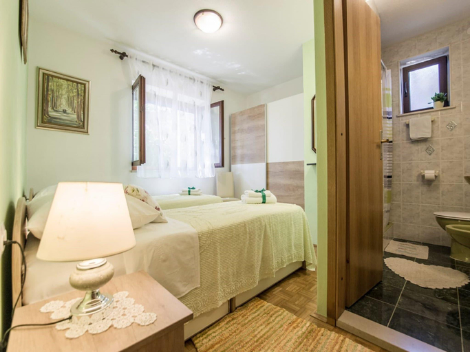 Bedroom 2, Holiday home Villa Spilla - Three Bedroom Home with Terrace, Selca
