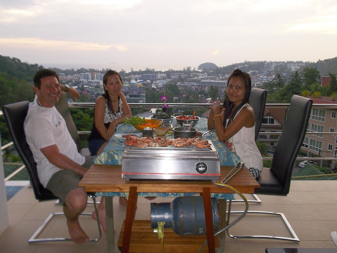 Food & Drinks, Mountain Sea View Luxury Apartments, Pulau Phuket