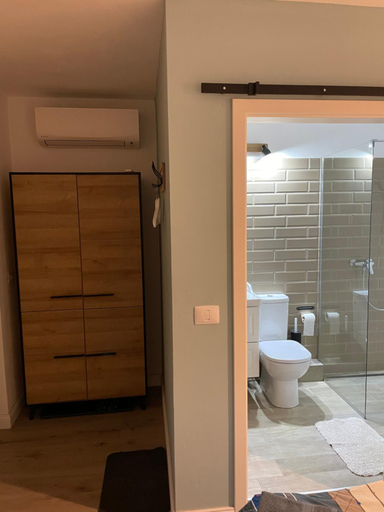 Bathroom 5, MarEmi, Timisoara