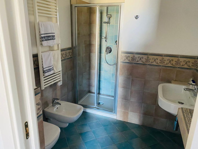 Bathroom 2, RESIDENZA IN PIAZZETTA, Chieti