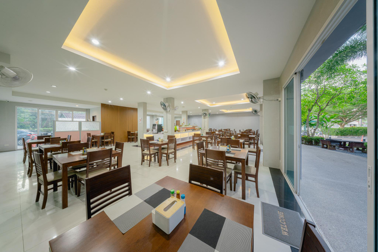 Food & Drinks 5, Ahad Suite Aonang, Mueang Krabi
