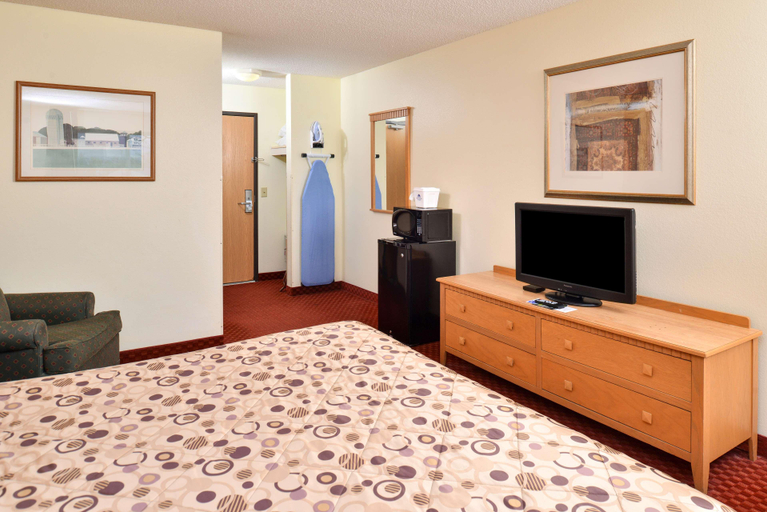 Public Area 2, Americas Best Value Inn & Suites Spring Valley, Fillmore