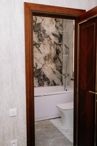 Bathroom, Maksima Hotel, Samarkand