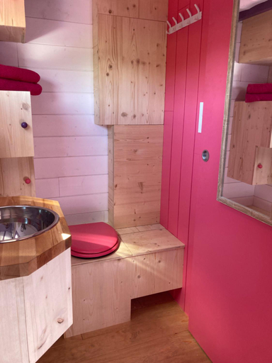 Bathroom 2, La Tiny de Papa un logement Eco-responsable, Puy-de-Dôme