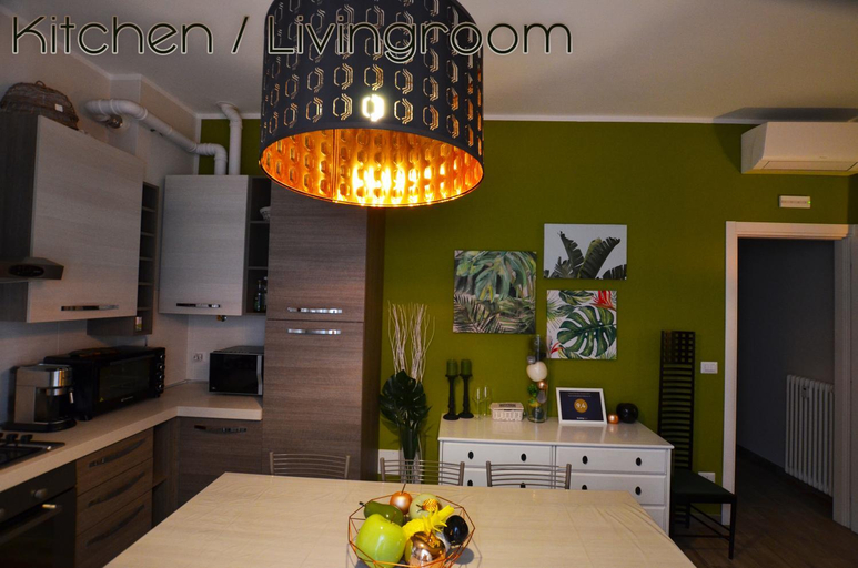 Others 5, Room & Breakfast Nettuno 29, Bologna