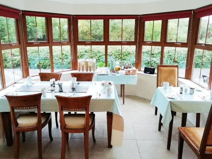 Food & Drinks 5, Alaind Lodges, Sneem