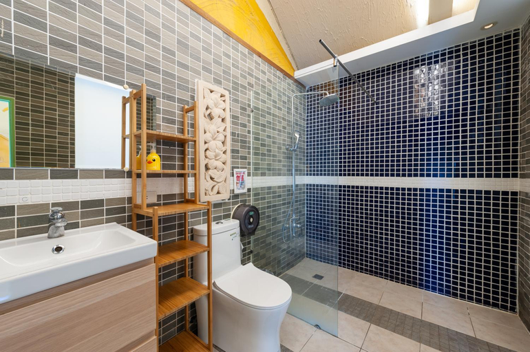 Bathroom 5, Pancala Vacation Inn, Pingtung