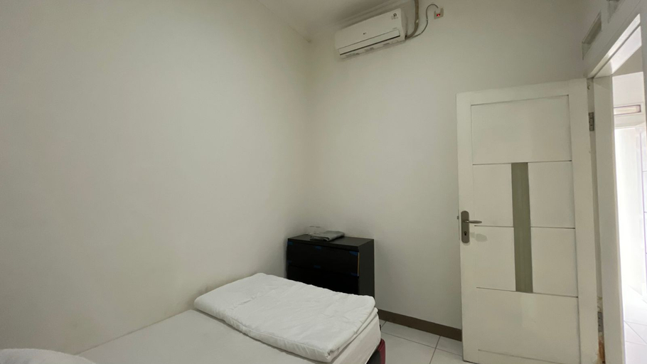 Bedroom 3, Syukur Syariah Guest House, Purwakarta