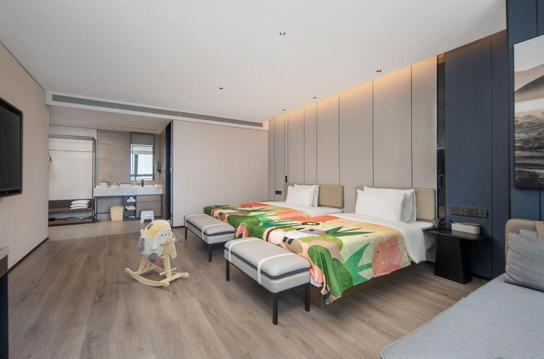 Bedroom 2, Atour Hotel Hangzhou East Railway Station West Square, Hangzhou