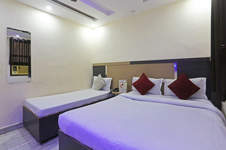Bedroom 3, Hotel Radha Krishna, Delhi