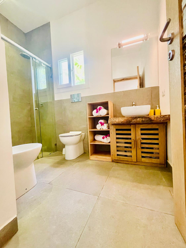 Bathroom 3, Relax Villa Kiwengwa, Kaskazini 'B'