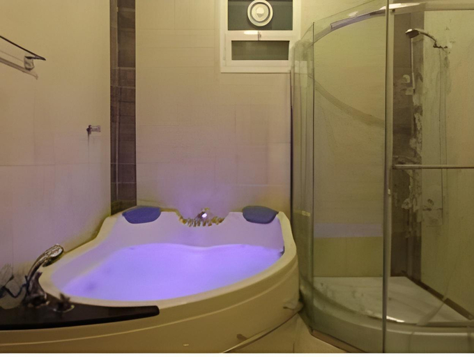 Bathroom, Taleen Alsulaimanyah Serviced Apartments, Riyadh