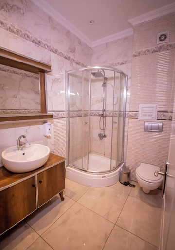 Bathroom 5, Royal Palace Hotel, Şişli