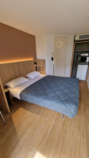 Bedroom 2, PREMIERE CLASSE SAINTES, Charente-Maritime