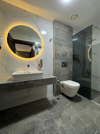 Bathroom 3, Ezkar Bathonea Art Istanbul, Avcılar