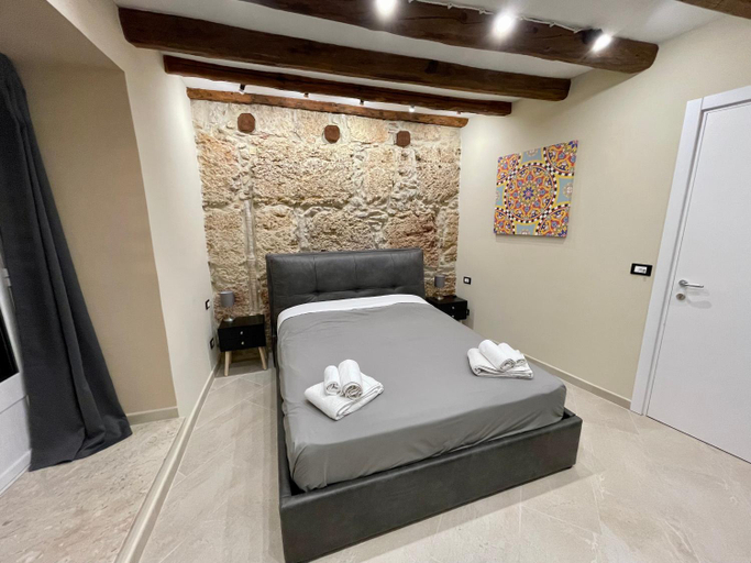 Others 4, Tommy's rooms, Palermo