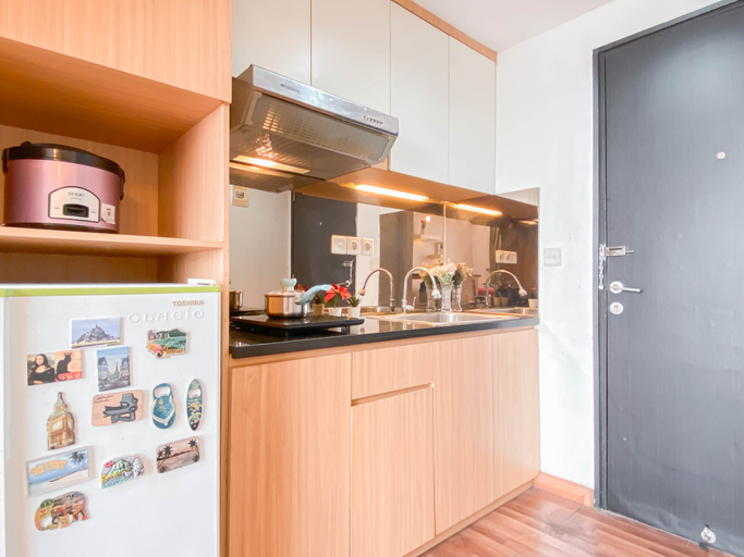 Others 4, Contemporary Studio Loft Apartment at Park View Condominium By Travelio, Depok