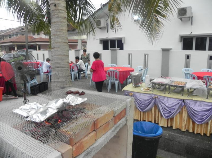 Food & Drinks 5, Stay 99 House, Malacca City