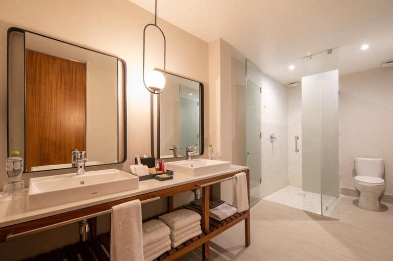 Bathroom, Casa I Taanaj, Benito Juárez