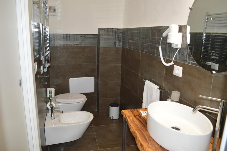 Bathroom 4, GH Dimora Sant'Anna, Brindisi
