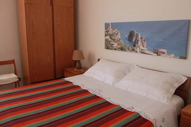 Others 3, Baglio Gammicchia B&B, Trapani