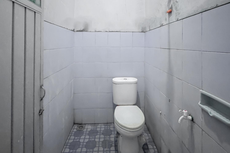 Bathroom 2, Hotel O Pondok Kuning, Sumedang