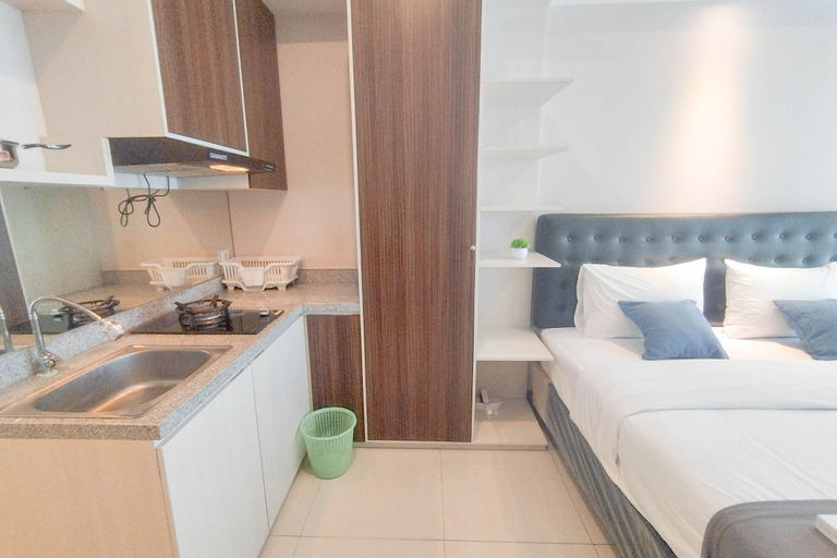 Others 2, Spacious Studio at Anderson Supermall Mansion Apartment By Travelio, Surabaya