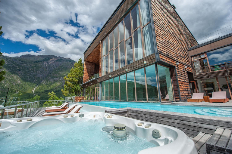 Others 5, Uman Lodge Patagonia Chile, Palena
