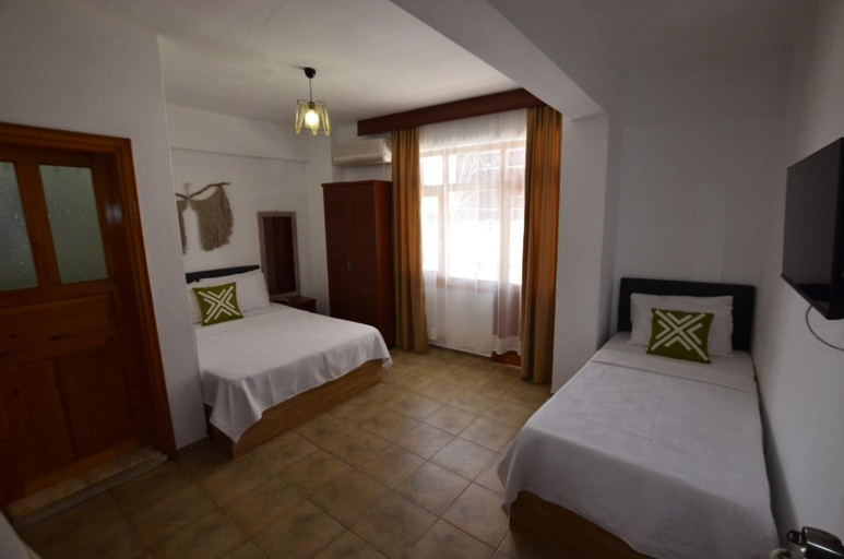 Bedroom 2, ALPEREN APART, Marmara