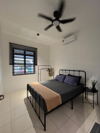 Bedroom 2, Homestay Jasin Melaka - Tun Teja, Jasin