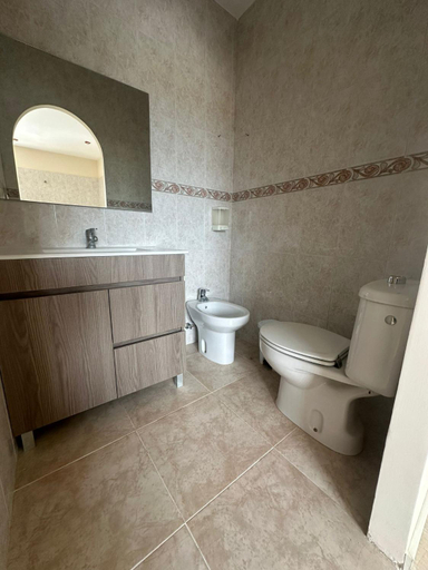 Bathroom 2, H del Arco, Cáceres