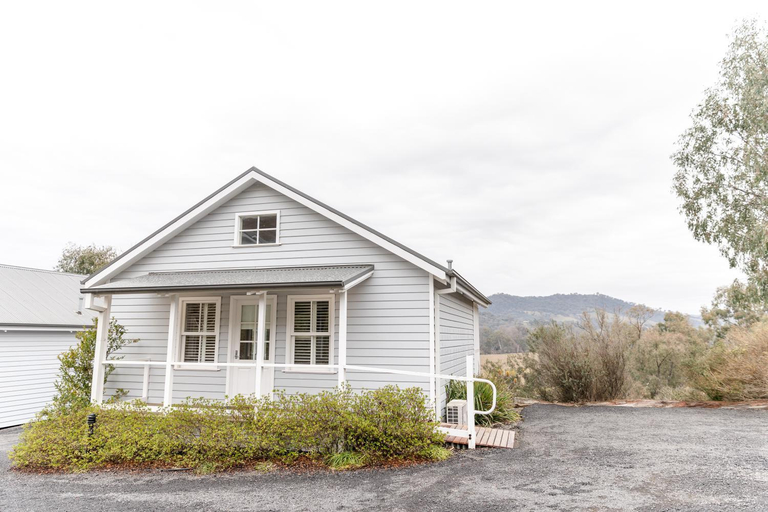 Others 4, Nimbo Fork Lodge, Tumut