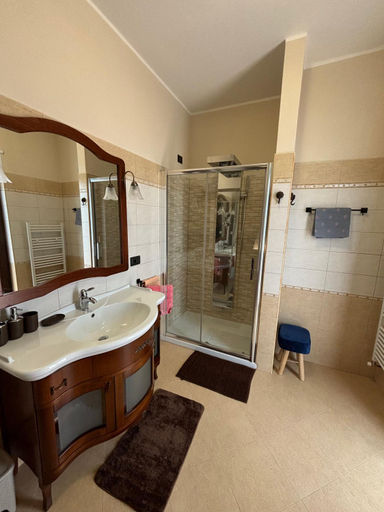 Bathroom, Villa Candida, Crotone