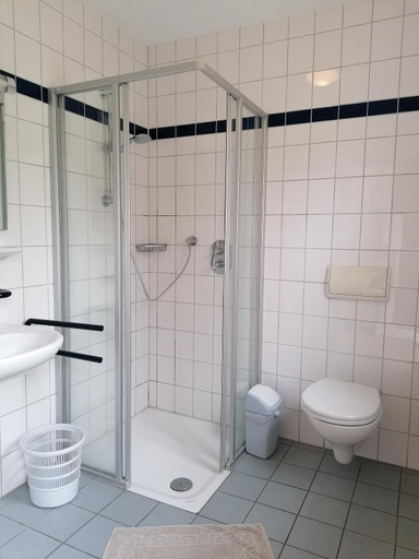 Bathroom, Waldjugendherberge Uelsen, Grafschaft Bentheim