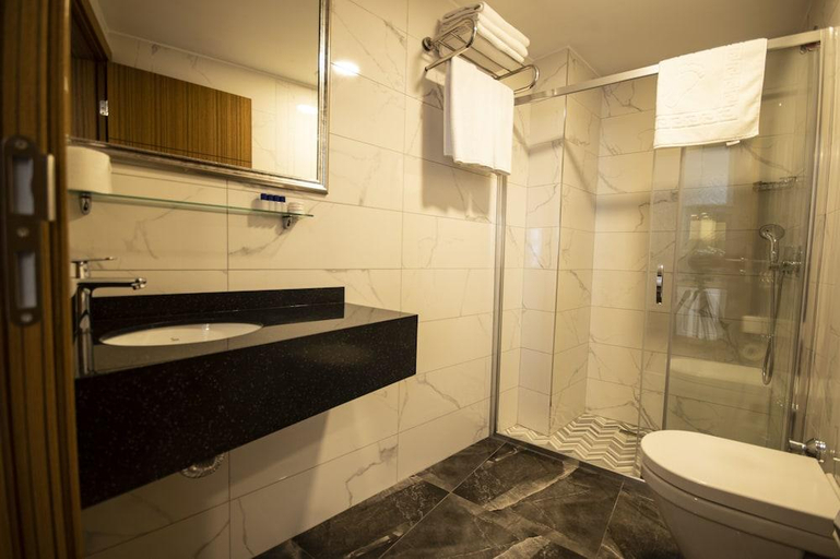 Bathroom 4, Eliza Hotel, Fatih