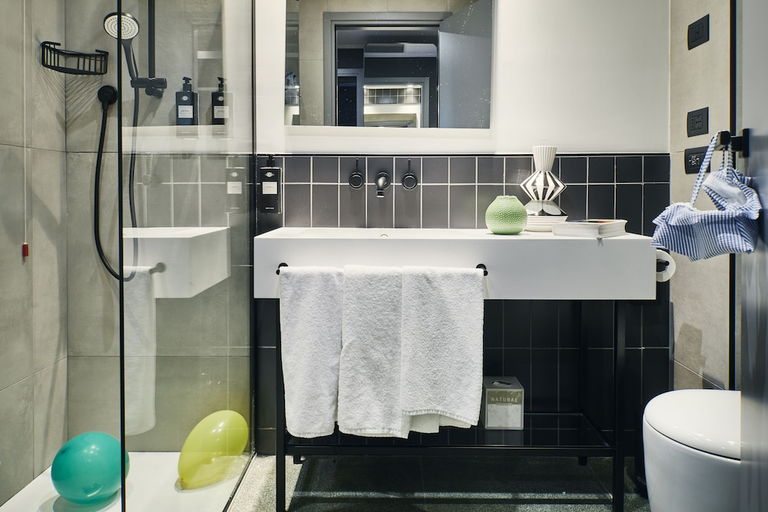 Bathroom 4, Hotel Villa Pamphili, Rome
