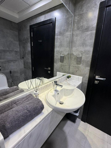 Bathroom 3, Capsule Room in Business Bay Near Downtown, Dubai