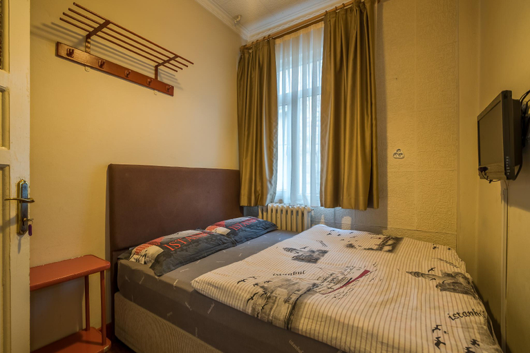 Bedroom 2, Erenler Hostel, Fatih